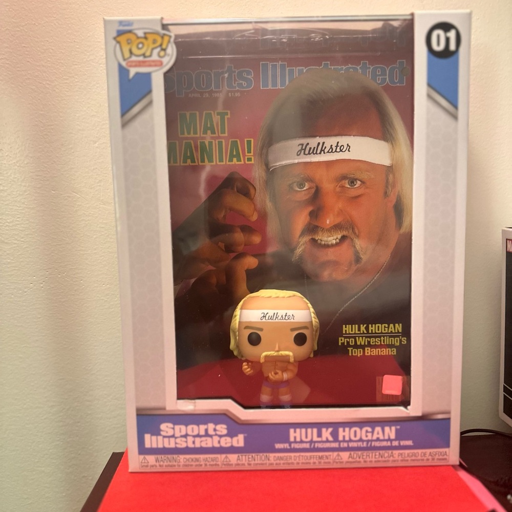 Funko Pop Hulkster Figure with Magazine Cover